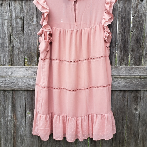 Brand new!! NWT Who What Wear designer pink flutter sleeve ruffle dress size 1X - Picture 7 of 7